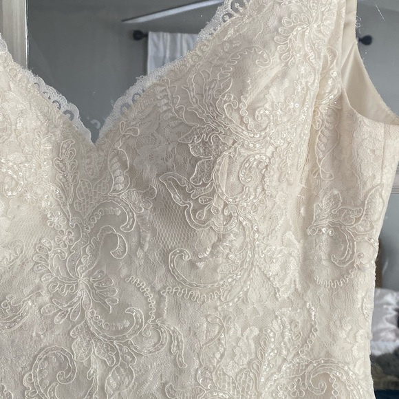 Wedding Dress Size 12 - Picture 2 of 10